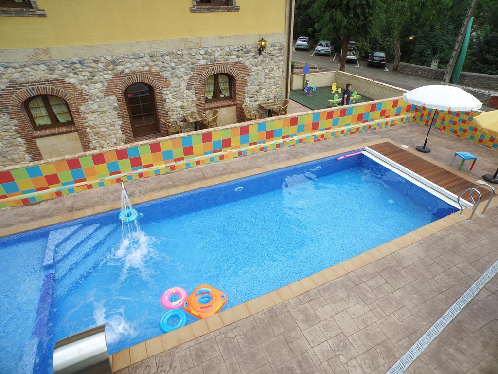 Conjunto Hotelero La Pasera Soto De Cangas Eksteriør bilde