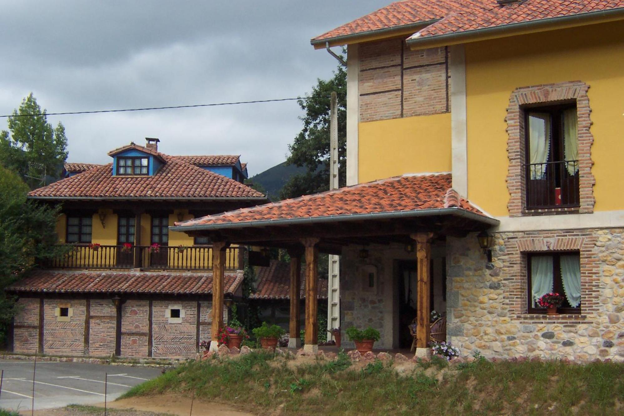 Conjunto Hotelero La Pasera Soto De Cangas Eksteriør bilde
